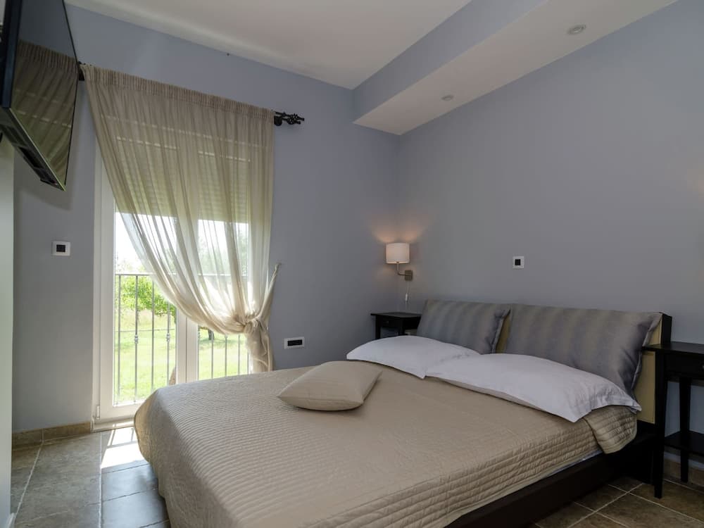 Villa in Skabrnje With Swimming Pool