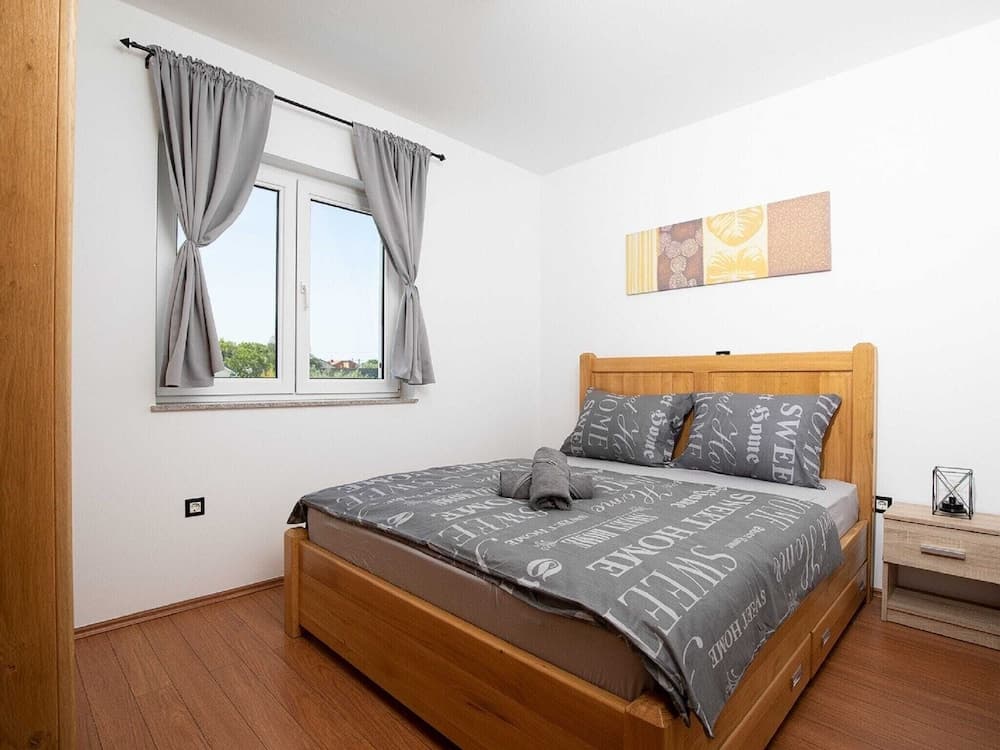 Modern Villa in Loborika With a Swimming Pool