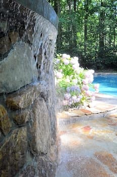 Serendipity - Large 5BR With a Hot Tub