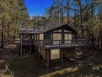 Mountain View Hideaway- A Fun Time Away!