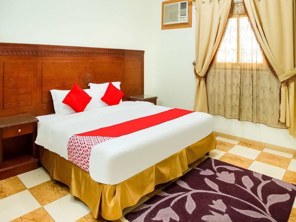 OYO 492 Rose Plaza For Housing Units