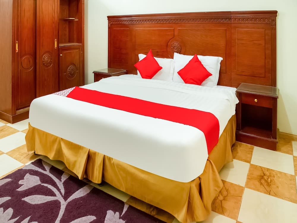 OYO 492 Rose Plaza For Housing Units