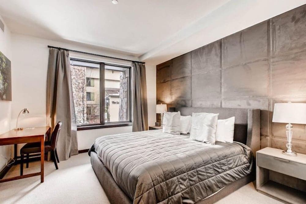 Vail Lion 2 Bedroom Mountain Vacation Rental Just Steps From the Eagle Bahn Gondola