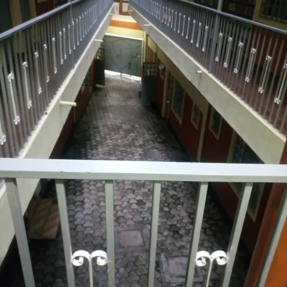 Cherika Hotel & Suites