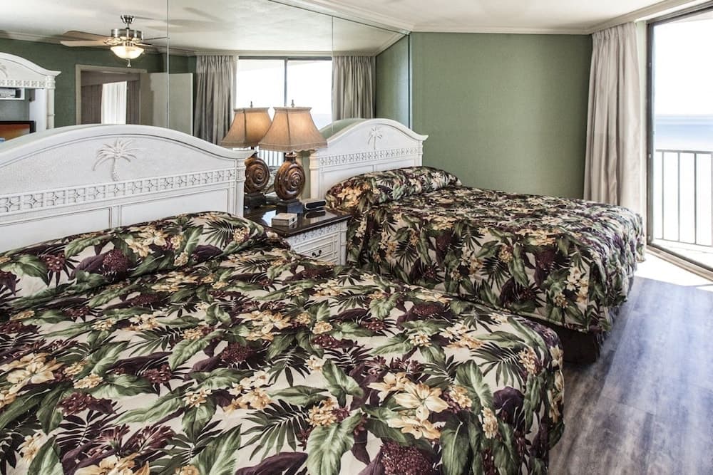 Summerhouse by iTrip Panama City Beach