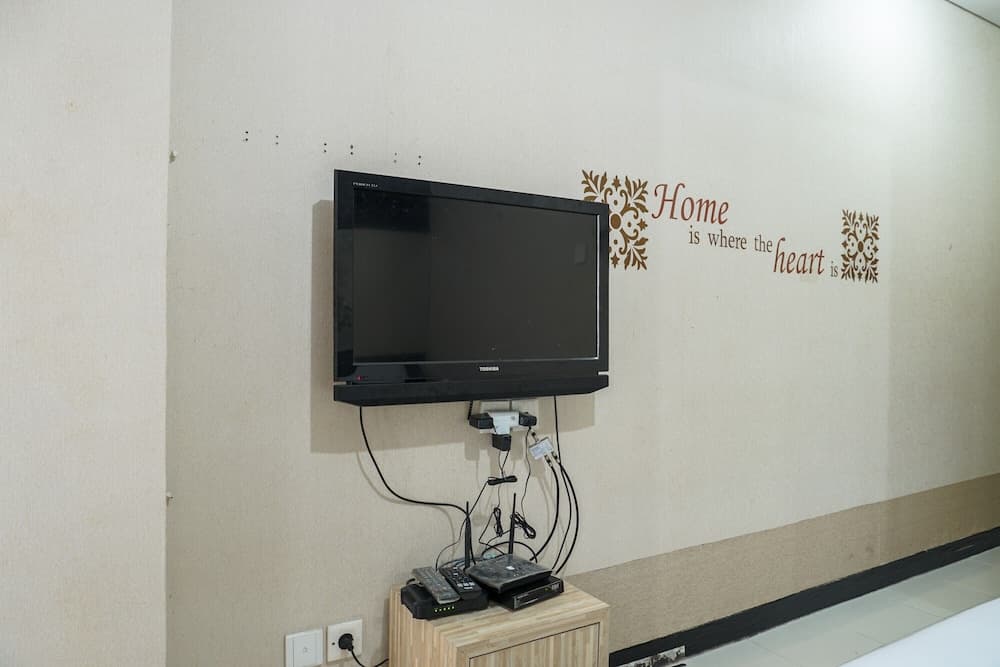 Elegant Studio Apartment at Nifarro Park