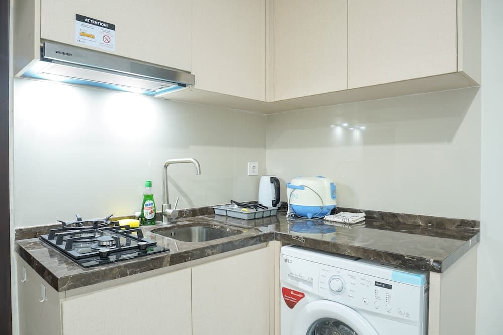 Contemporer 1BR Apartment @ Puri Mansion