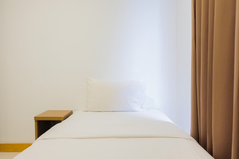 Big Size with City View @ 3BR Lexington Apartment