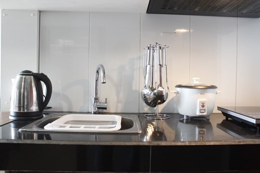 Modern & Comfy 2BR Apartment at Gateway Pasteur