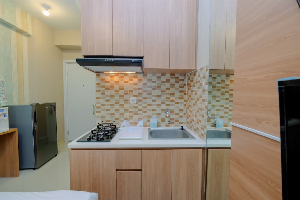 New Modern Studio Apartment at Green Pramuka City