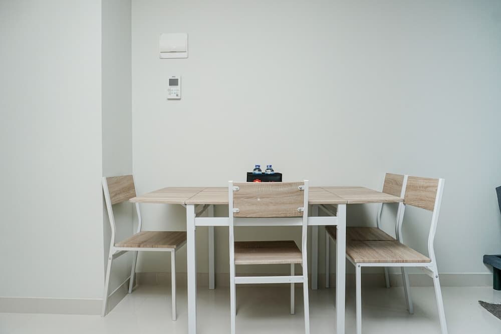 Deluxe Puri Mansion 1BR Apartment with Sofa Bed