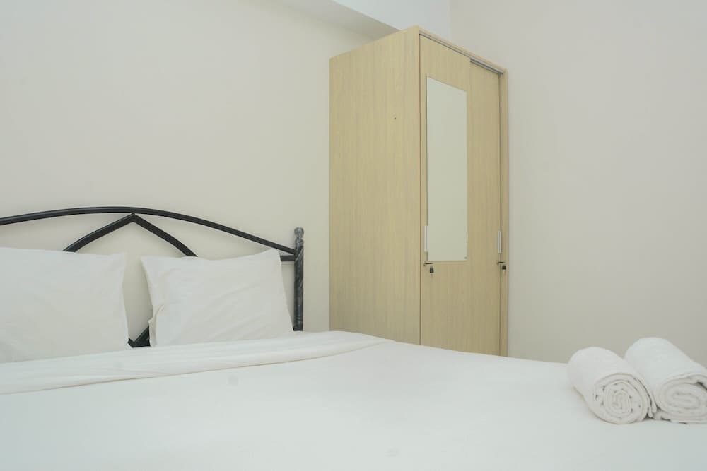 Comfy 2BR Apartment @ Springlake Summarecon