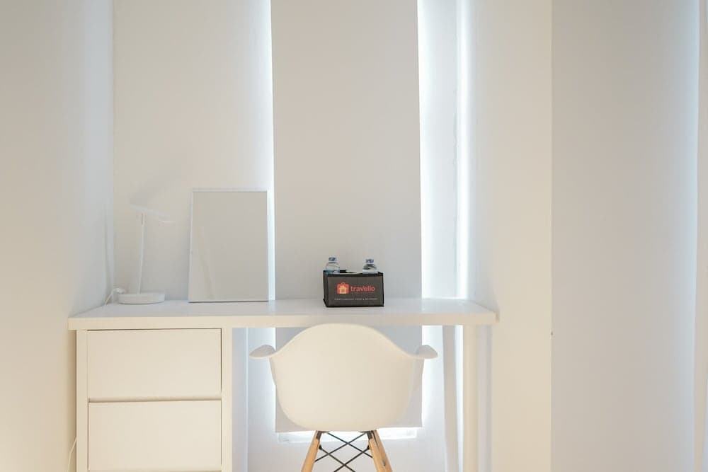 Stylish Studio Room at Akasa Pure Living BSD Apartment By Travelio