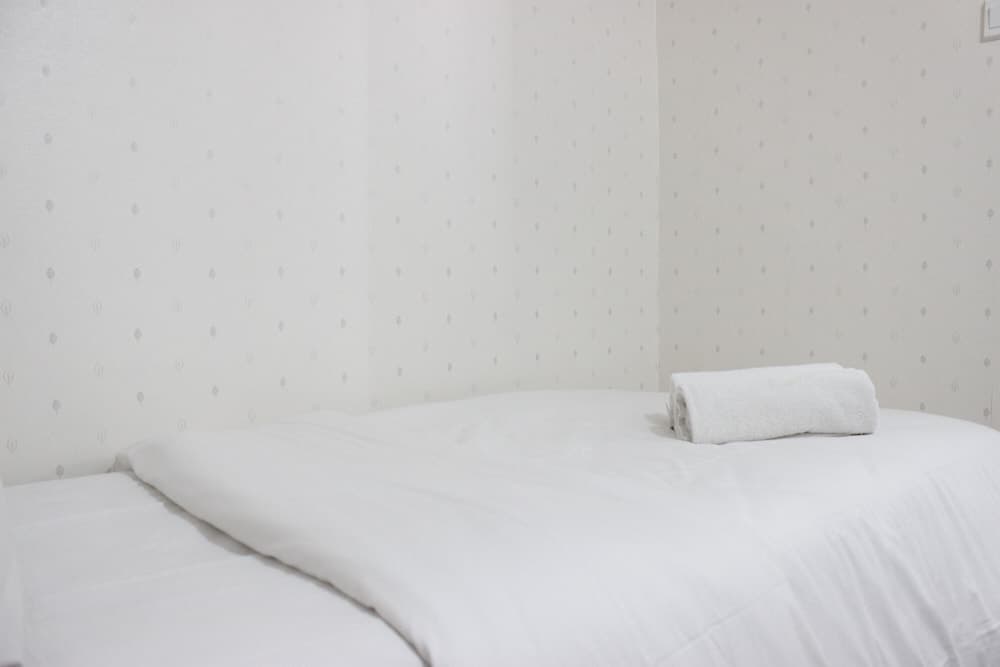 Modern & Stylish 2BR at Gateway Pasteur Apartment By Travelio