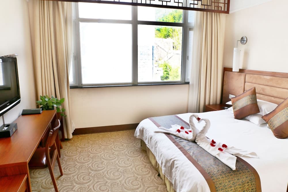 Huangshan Jinpu Dongyi Hotel