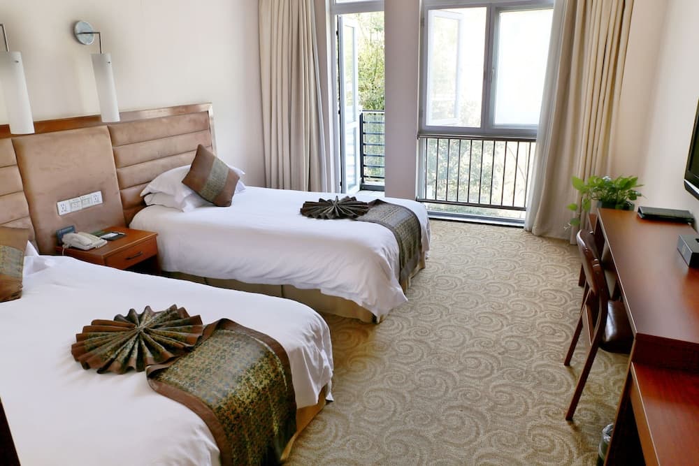 Huangshan Jinpu Dongyi Hotel