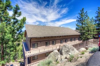 Valley View by Lake Tahoe Accommodations
