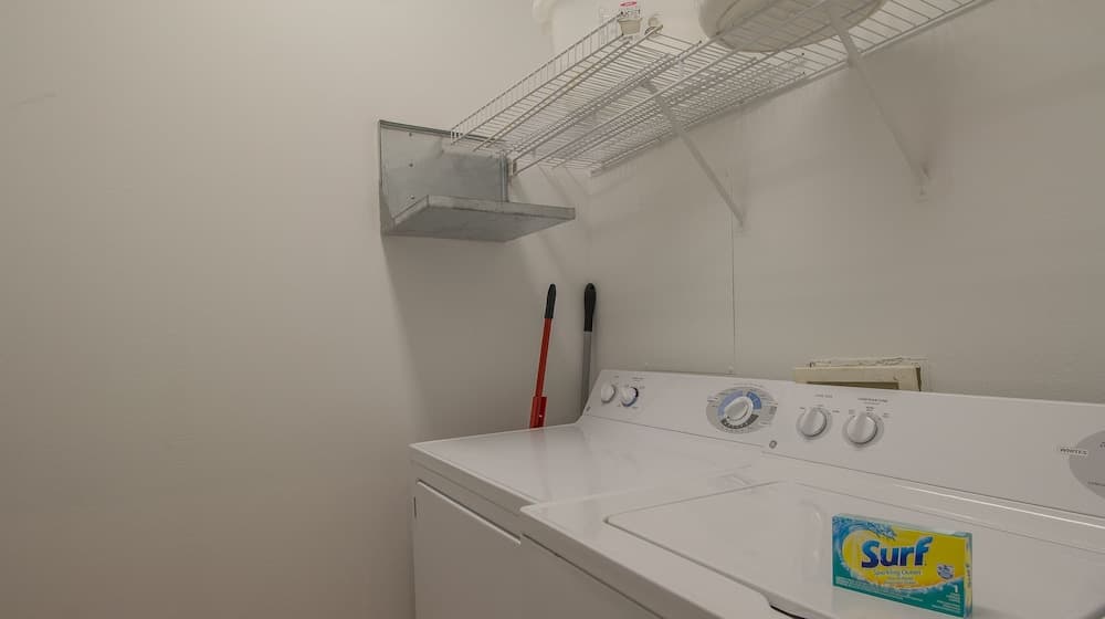 Legacy I 1305 Penthouse