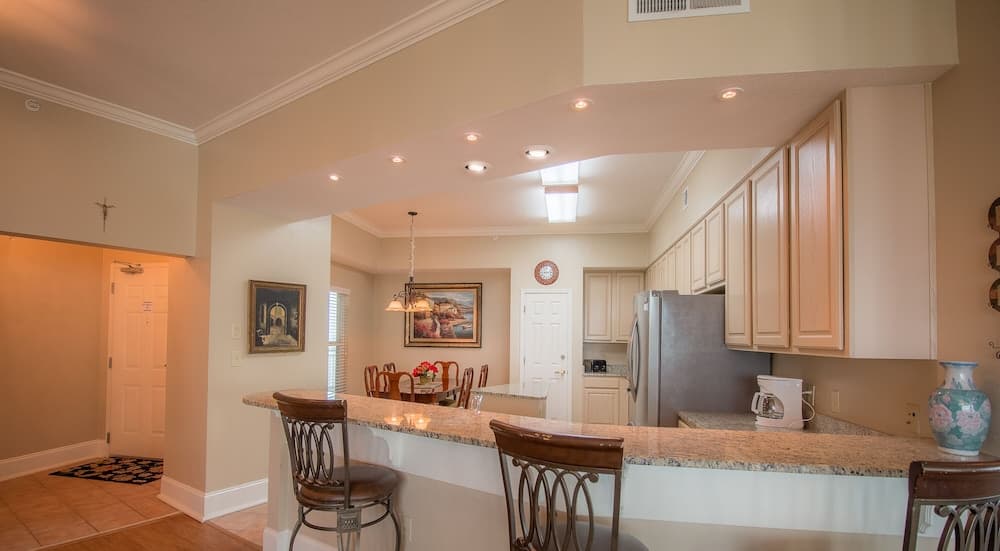 Legacy I 1306 Penthouse