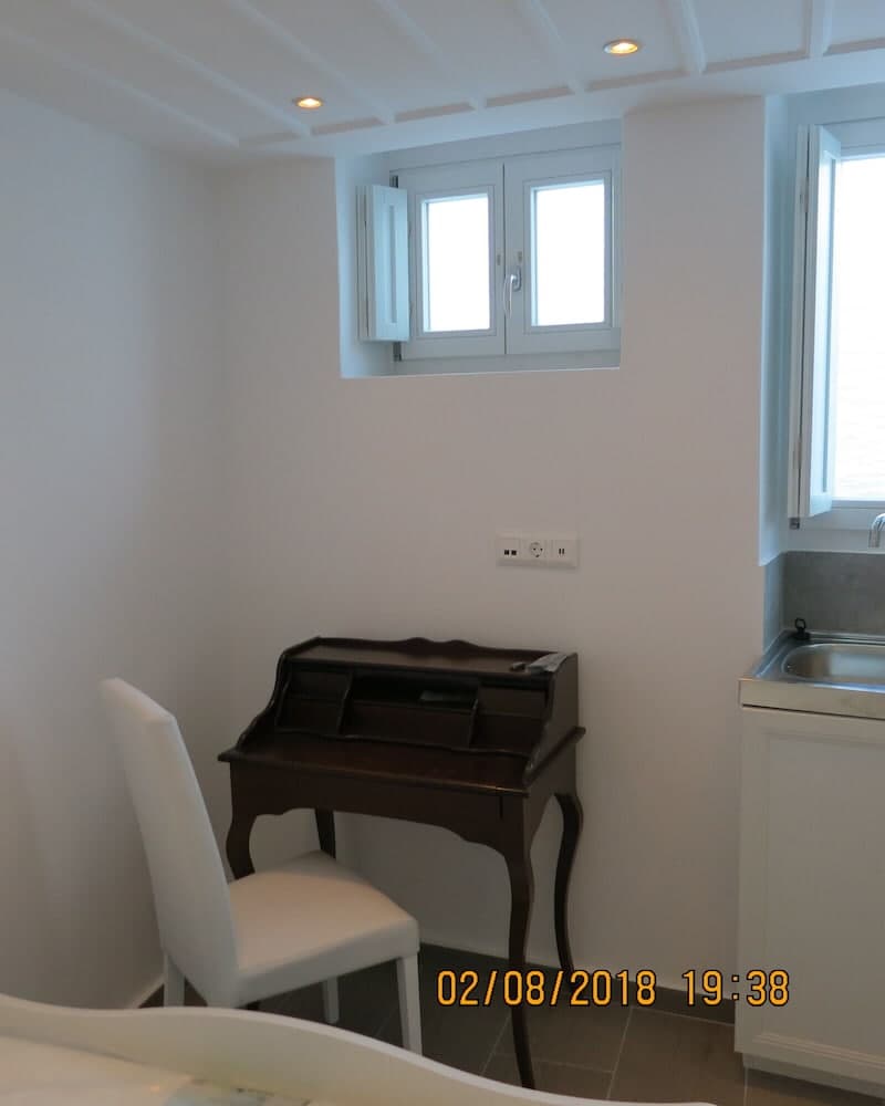 Room-andoni's House in Pitrofos, Andros