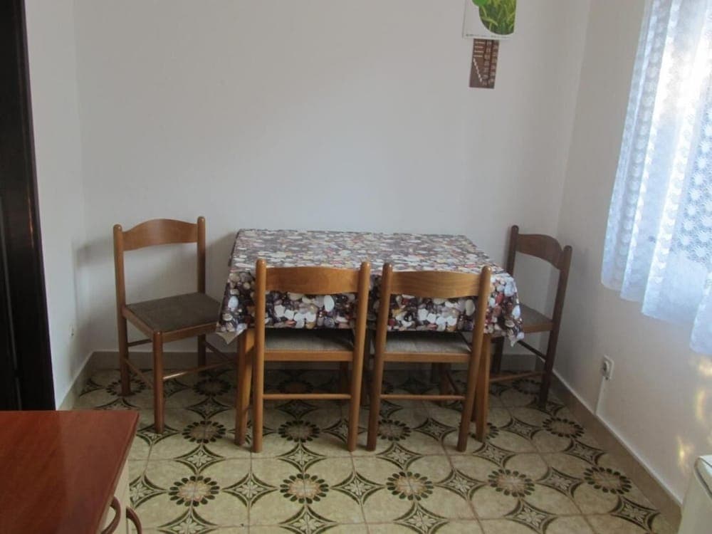 Apartment Razum - Three Bedroom Apartment