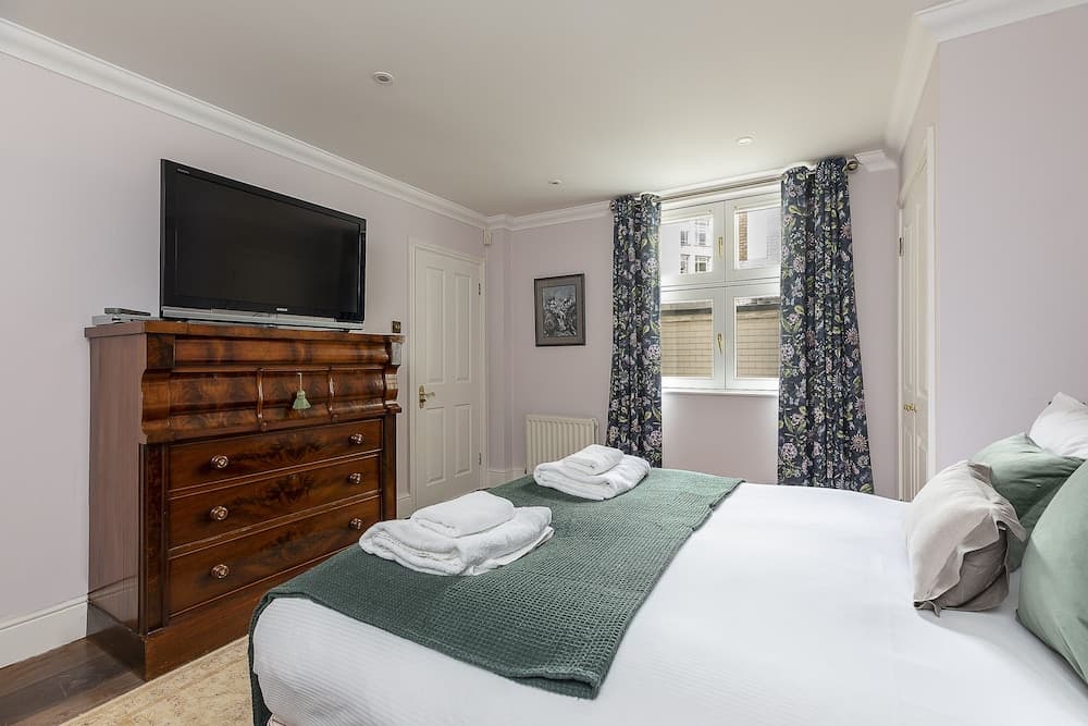 JOIVY Beautiful 2 bed apt in Mayfair, close to Tube