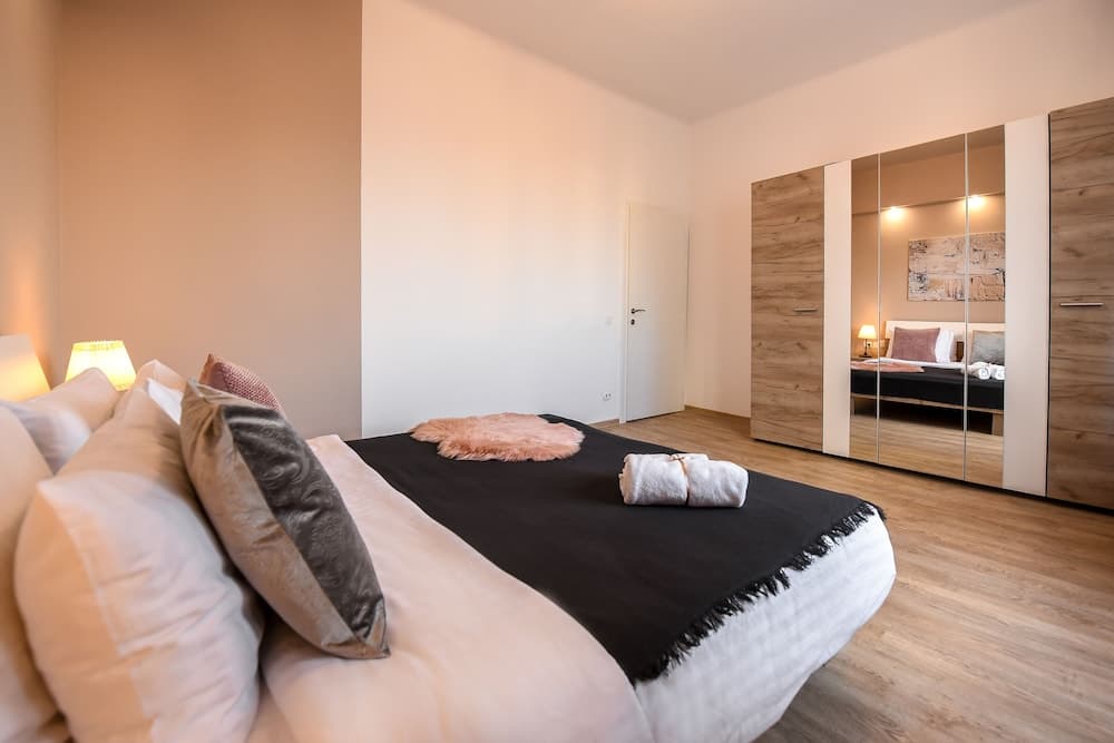 Homey - Strada Armeneasca 10