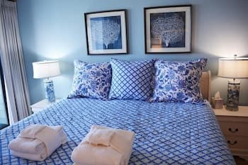 505 Summerhouse Villa