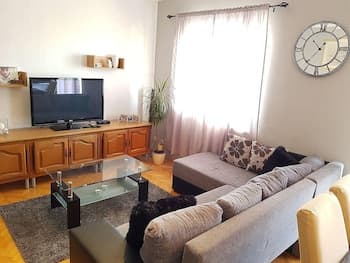 Spacious Apartment Neda