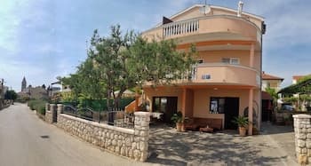 Romantic Apartment Neda