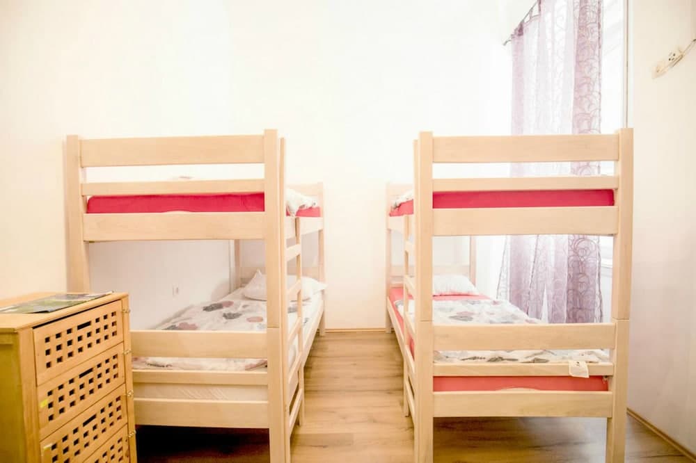 Hostel Amnesia - Adults Only