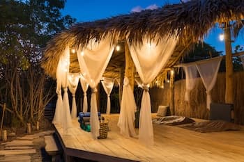 Nativus Glamping & Cenote Tulum