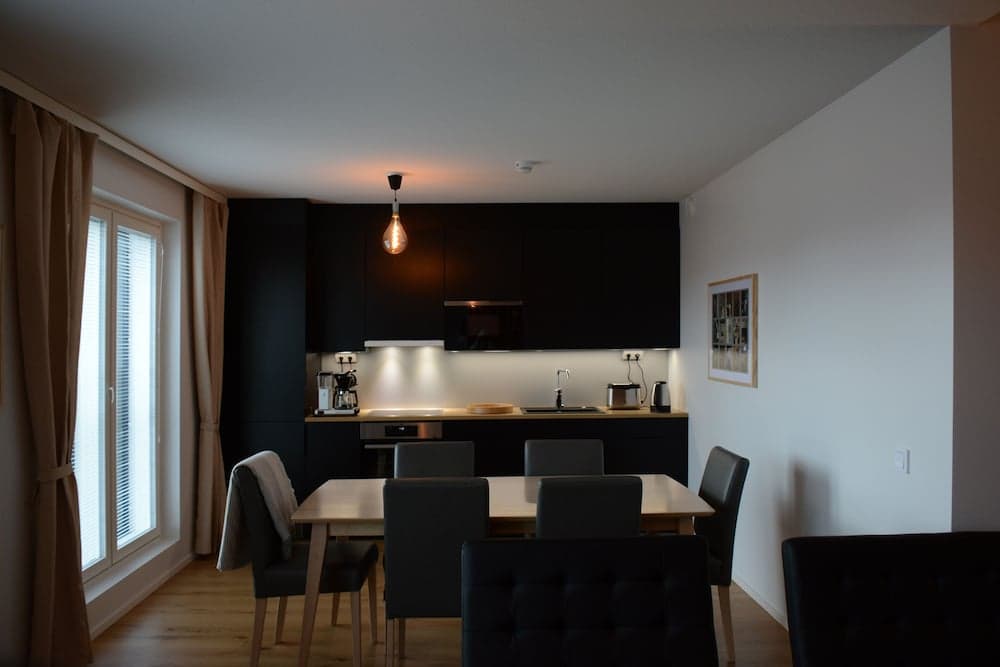 Riverside Lux, Sauna, 2 underground car parking