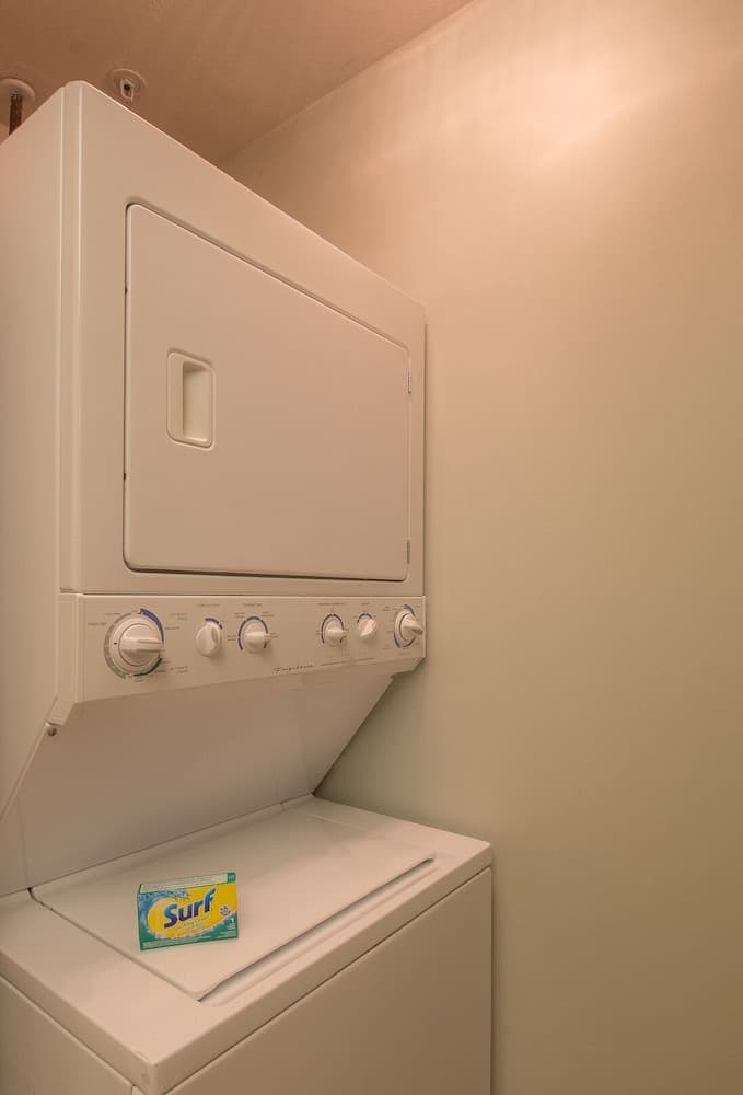 Sea Breeze 1007 Penthouse