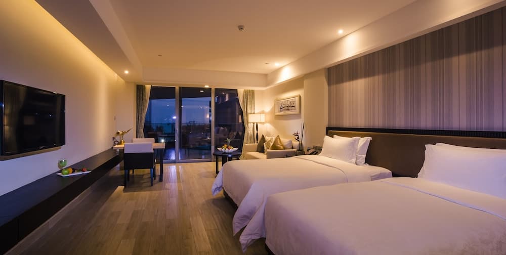 Hainan Greentown Blue Bay Resort，