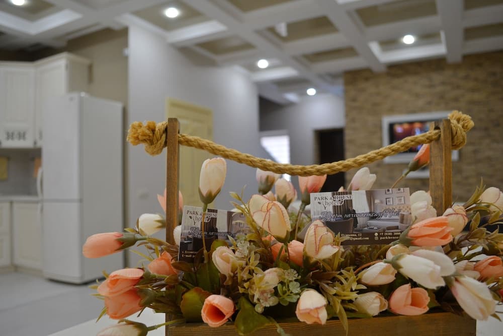 Townhouse Park & House