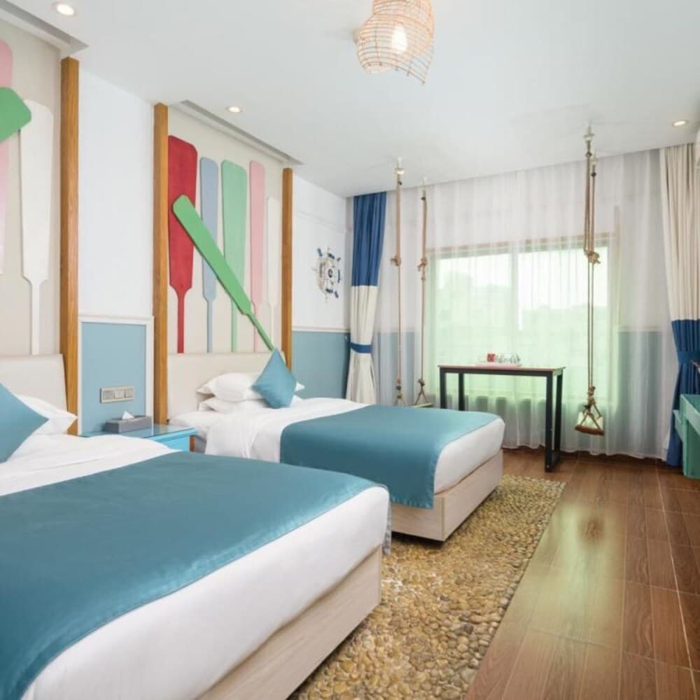 Shiguang Yin Satellite Launch Center