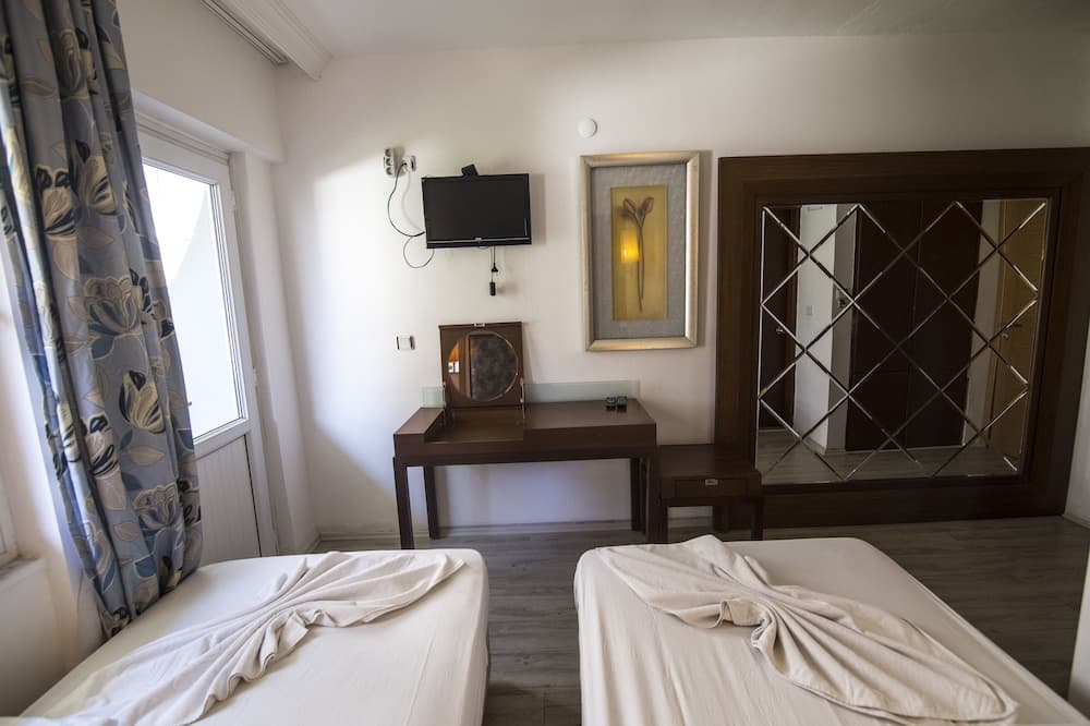 Famous Hotel Marmaris