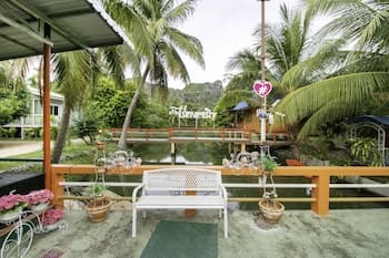 OYO 1062 Baanrai Kongjaroen