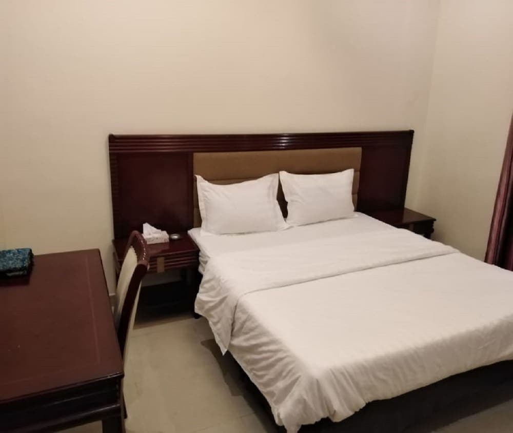 Yazan tower  furnished residential units