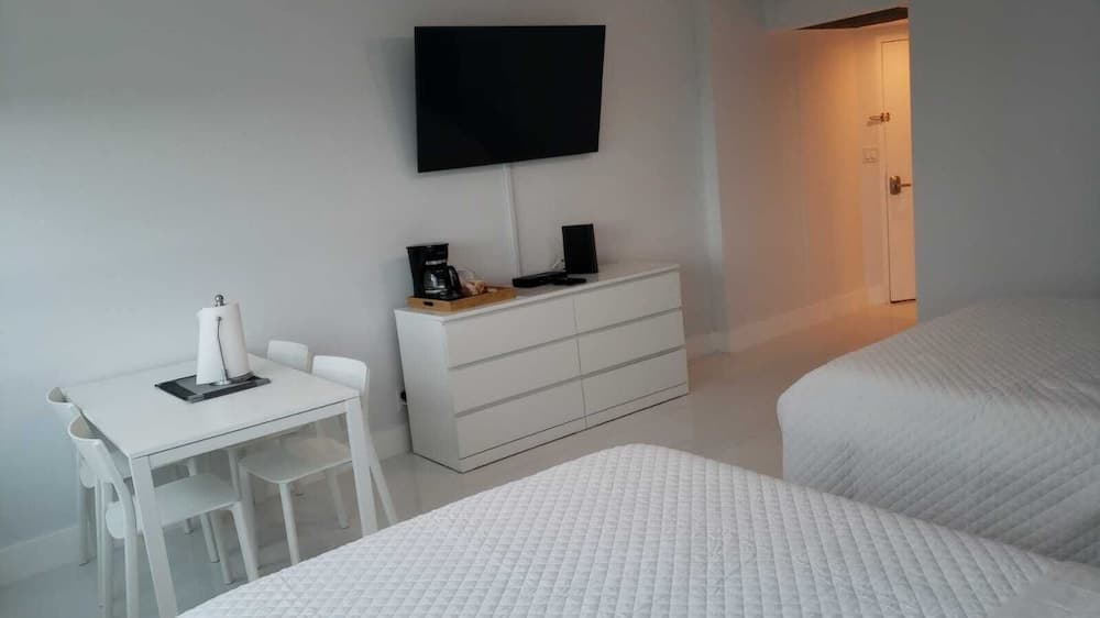 Castle Beach Club Apartments