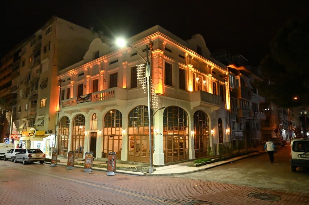 hotel image