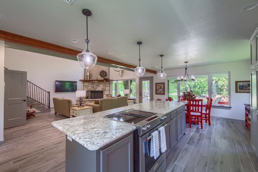 Down River Haus Ld 727 3 Bedroom Home by RedAwning