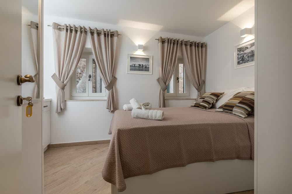 Apartment & Rooms Palmotta