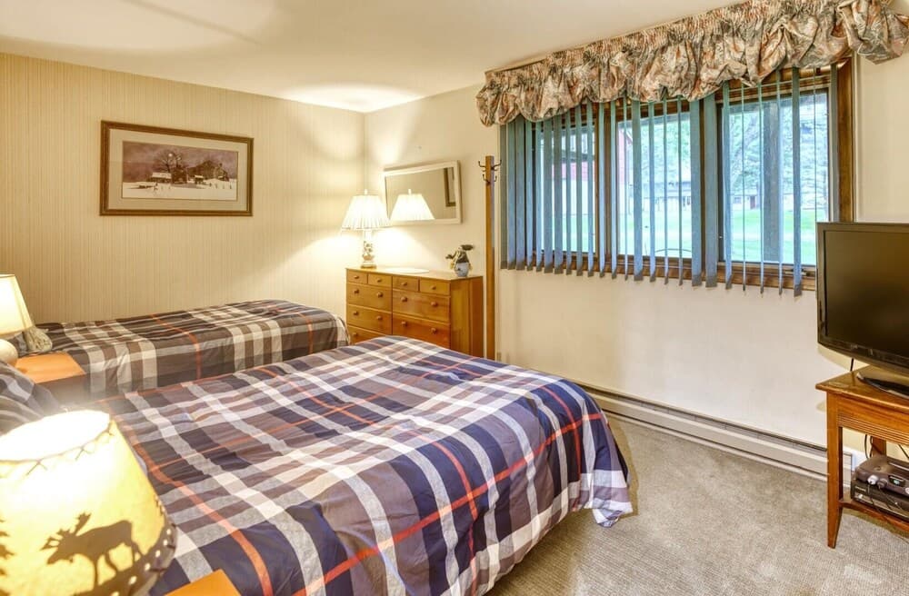 Alpine Meadows 30 3 Bedroom Townhouse by Redawning