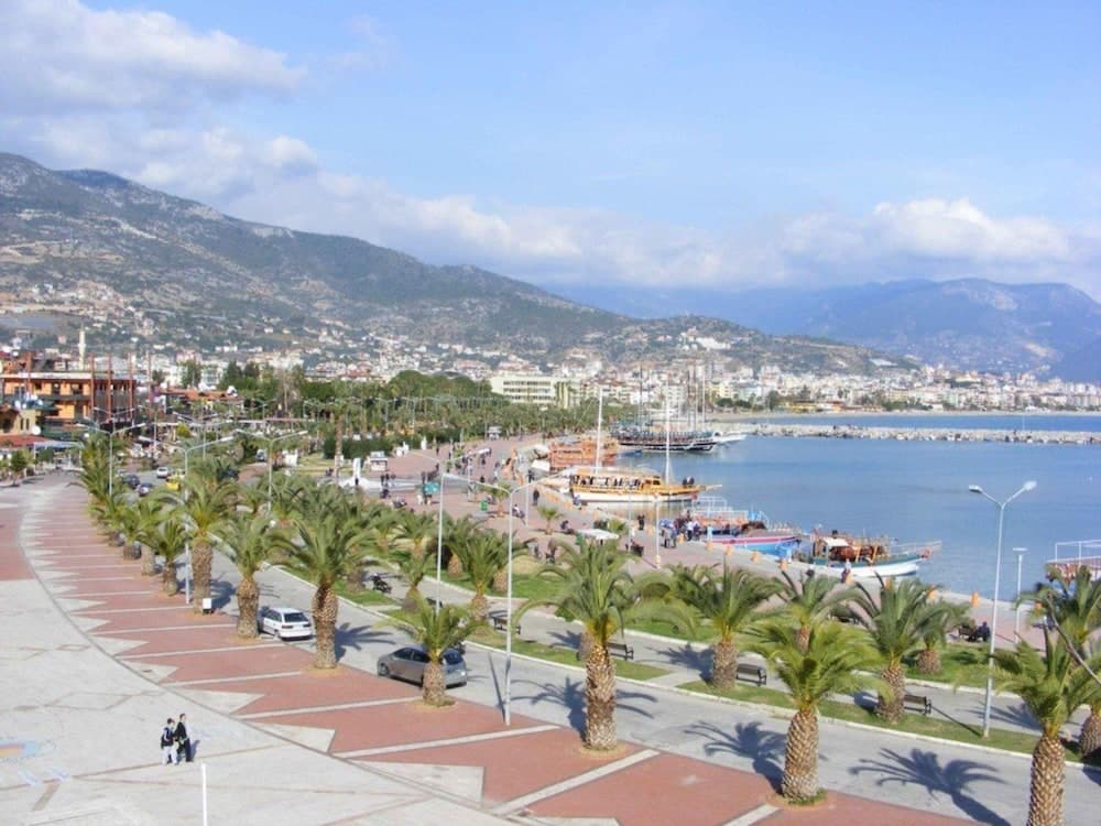 Villa in Alanya With Breathtaking Views 1037