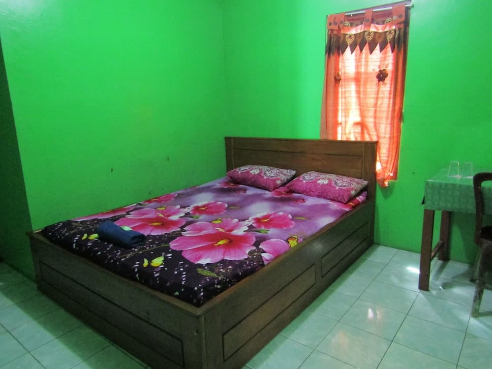 Losmen Kinasih Puncak & Gazebo Pandang