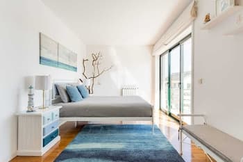 Apartment by the Sea, With Pool