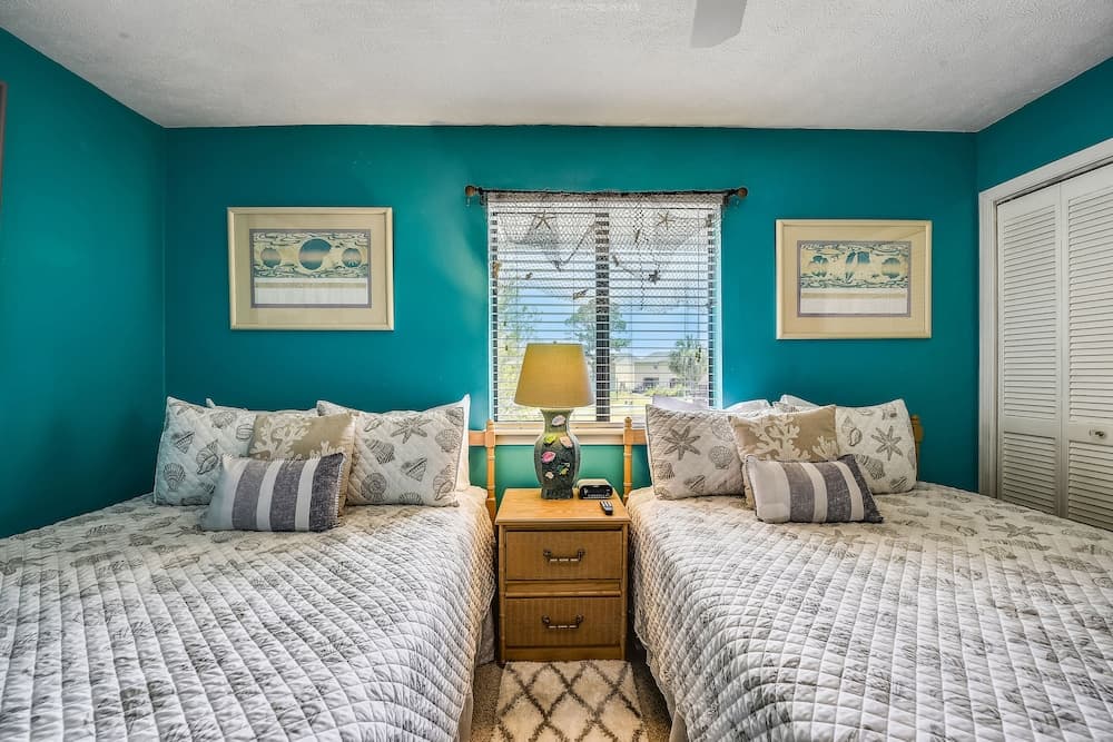 Gulf Highlands by Book That Condo