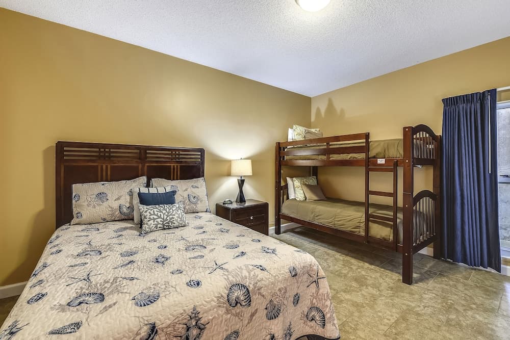 Boardwalk Beach Resort by Book That Condo